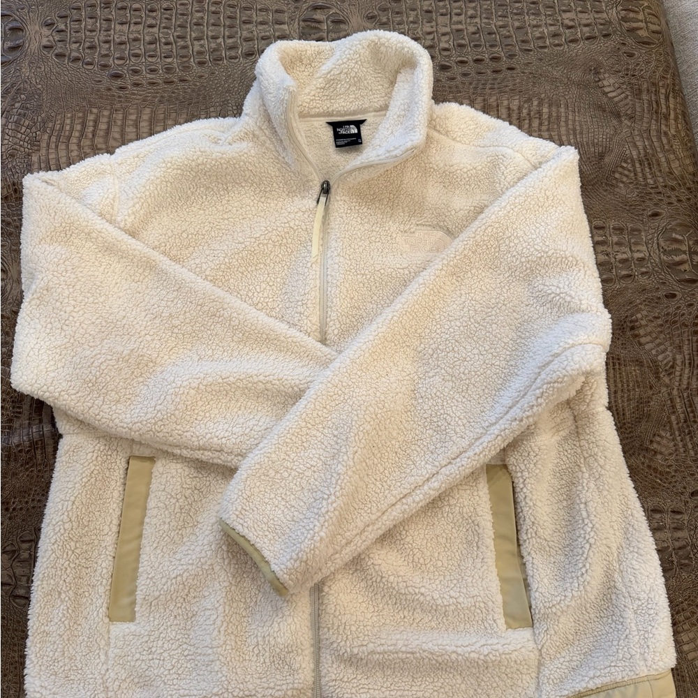 The North Face Women's Off-White Teddy Jacket